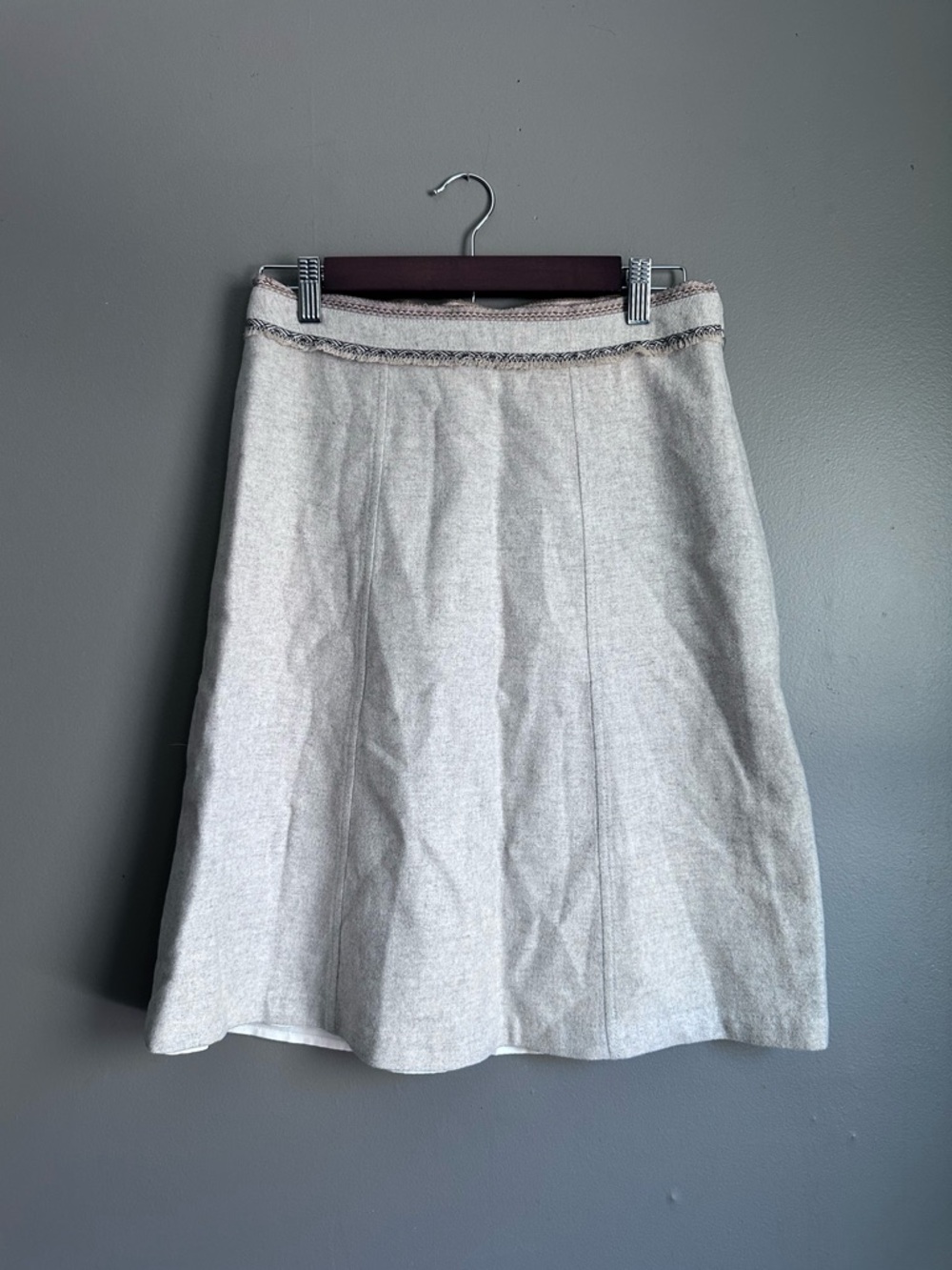 GAP Wool Midi Skirt – Size 4 (Oatmeal / Cream-Tan)